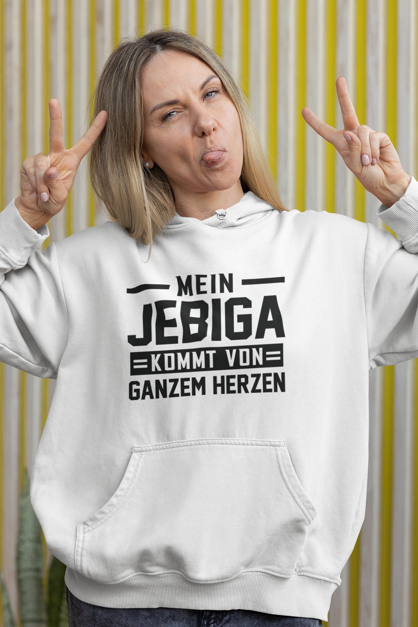 Fora majice sa natpisom: Jebiga Hoodie 1